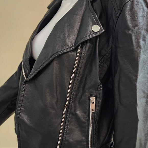 STREET WEAR SOCIETY FAUX BLACK LEATHER ZIPPER JACKET SIZE M - Picture 7 of 7